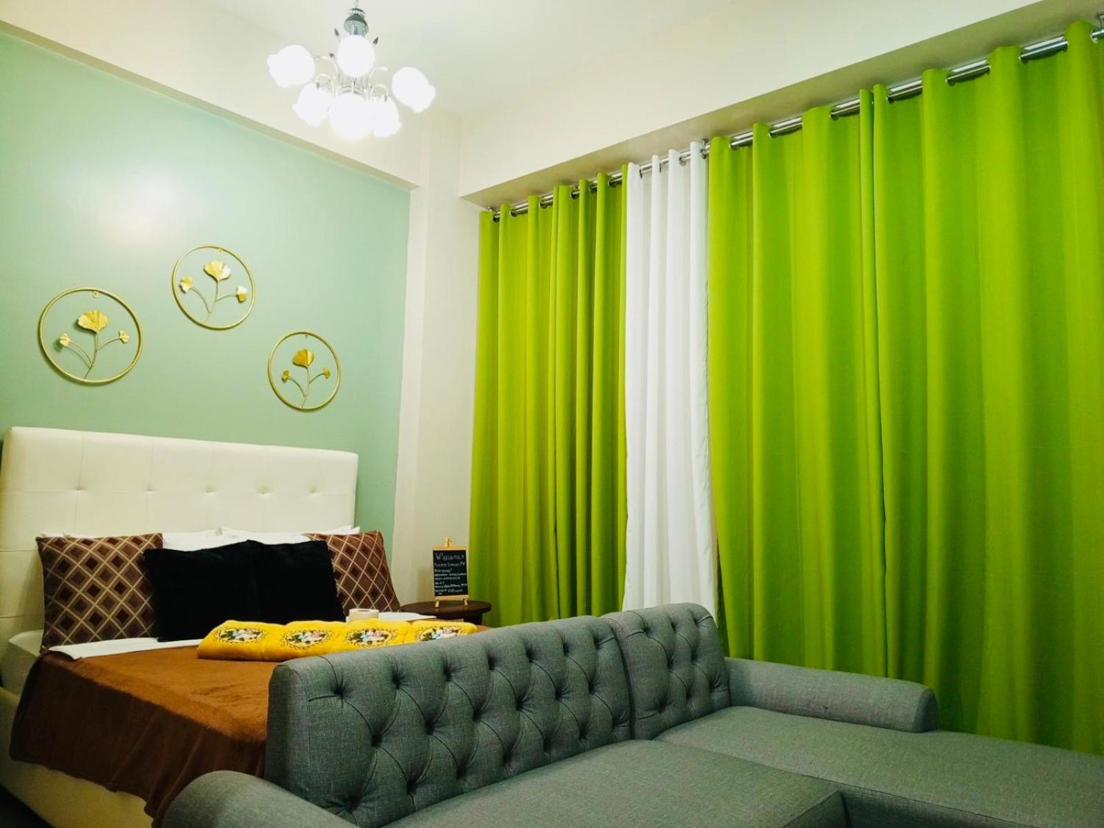 One Palm Tree Villas Condominium - Studio 2Nd Fl With Balcony - Across Terminal 3 Airport ปาไซ ภายนอก รูปภาพ